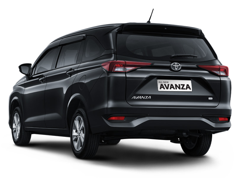 Toyota Avanza 2024 — side view